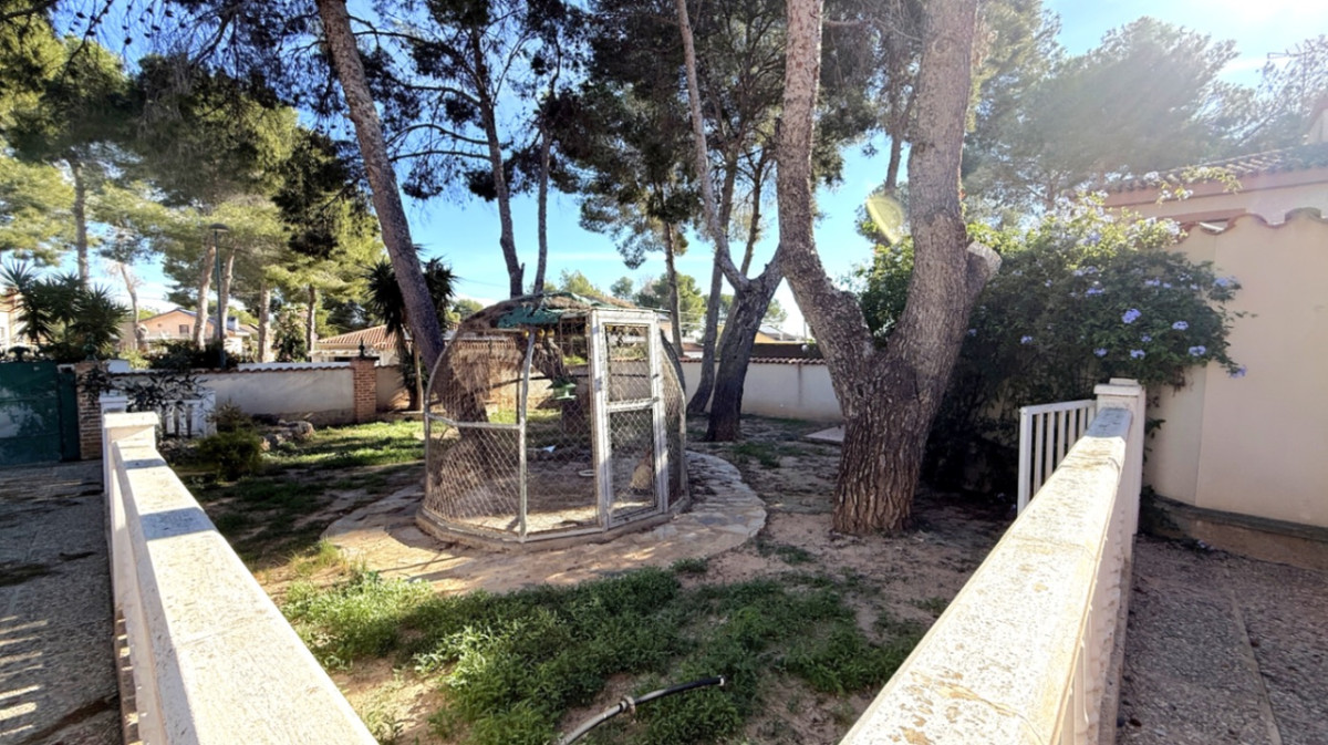 4 Bed Townhouse for sale in Pilar De La Horadada Costa Blanca, Alicante, Spain