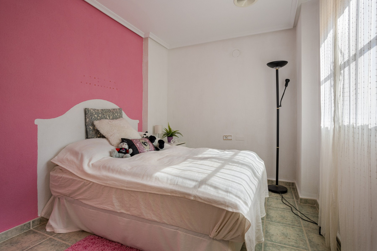 Se vende Villa - Chalet de 2 dormitorios en Costa Blanca, Alicante, España