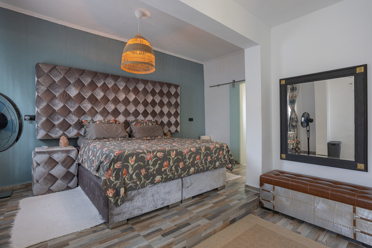 Se vende Finca - Cortijo de 5 dormitorios en Costa Blanca, Alicante, España