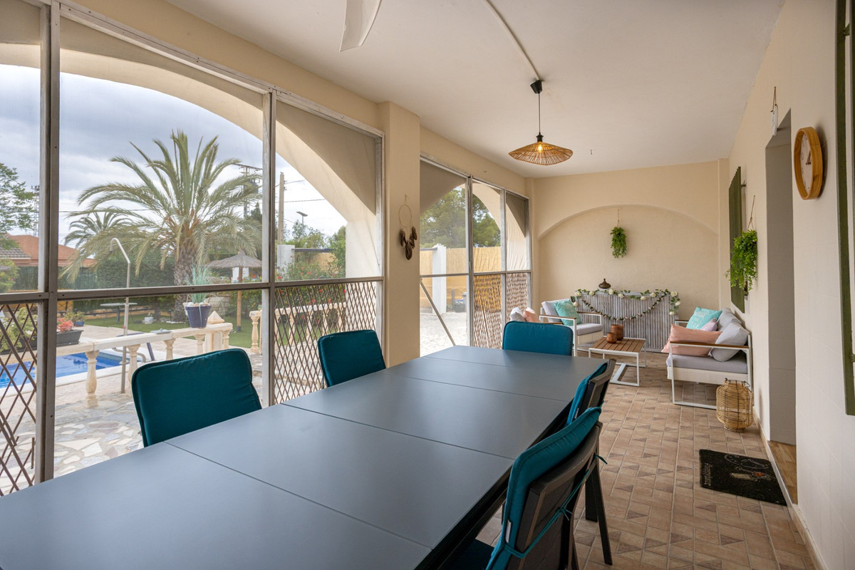 Se vende Finca - Cortijo de 5 dormitorios en Costa Blanca, Alicante, España