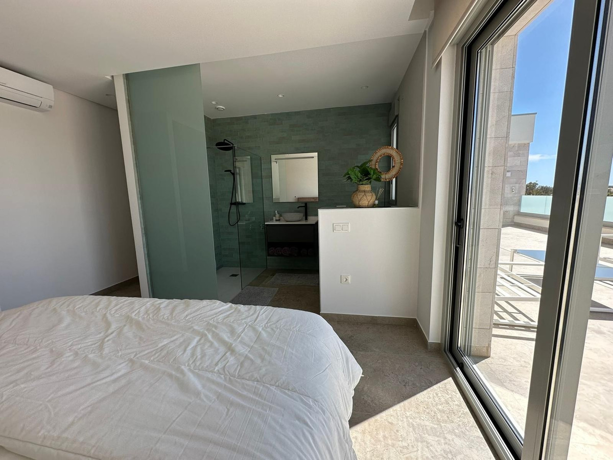 4 Bed Townhouse for sale in Benijofar Costa Blanca, Alicante, Spain