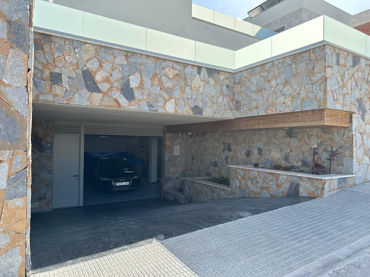 4 Bed Townhouse for sale in Benijofar Costa Blanca, Alicante, Spain