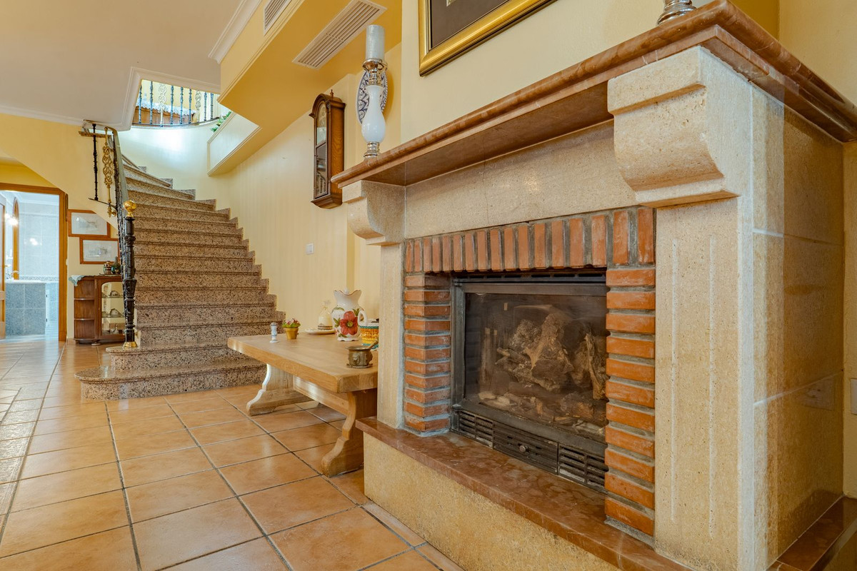 Se vende Villa - Chalet de 8 dormitorios en Costa Del Sol, Málaga, España