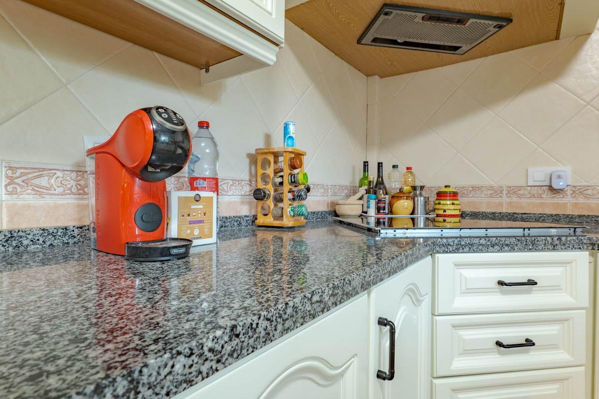 Se vende Villa - Chalet de 8 dormitorios en Costa Del Sol, Málaga, España