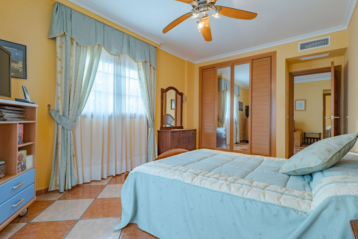 Se vende Villa - Chalet de 8 dormitorios en Costa Del Sol, Málaga, España