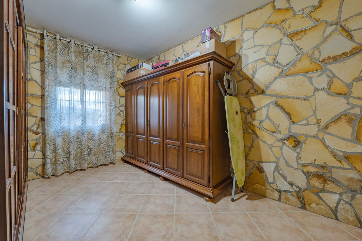 Se vende Villa - Chalet de 8 dormitorios en Costa Del Sol, Málaga, España
