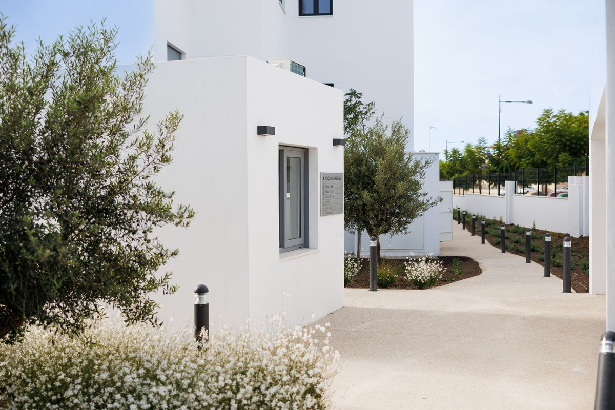 2 Bed Apartment for sale in Cancelada Costa Del Sol, Málaga, Spain