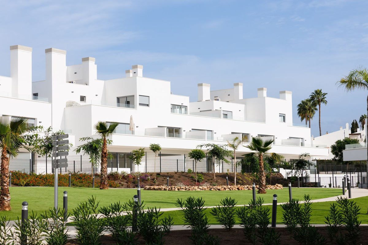 2 Bed Apartment for sale in Cancelada Costa Del Sol, Málaga, Spain