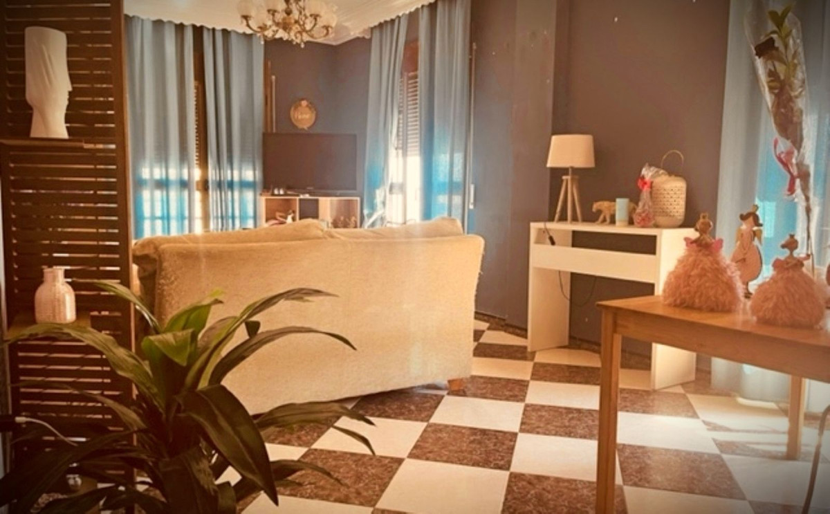 Se vende Café de 3 dormitorios en Costa Del Sol, Málaga, España