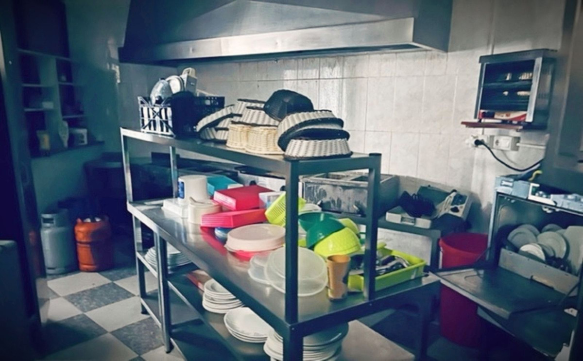 Se vende Café de 3 dormitorios en Costa Del Sol, Málaga, España