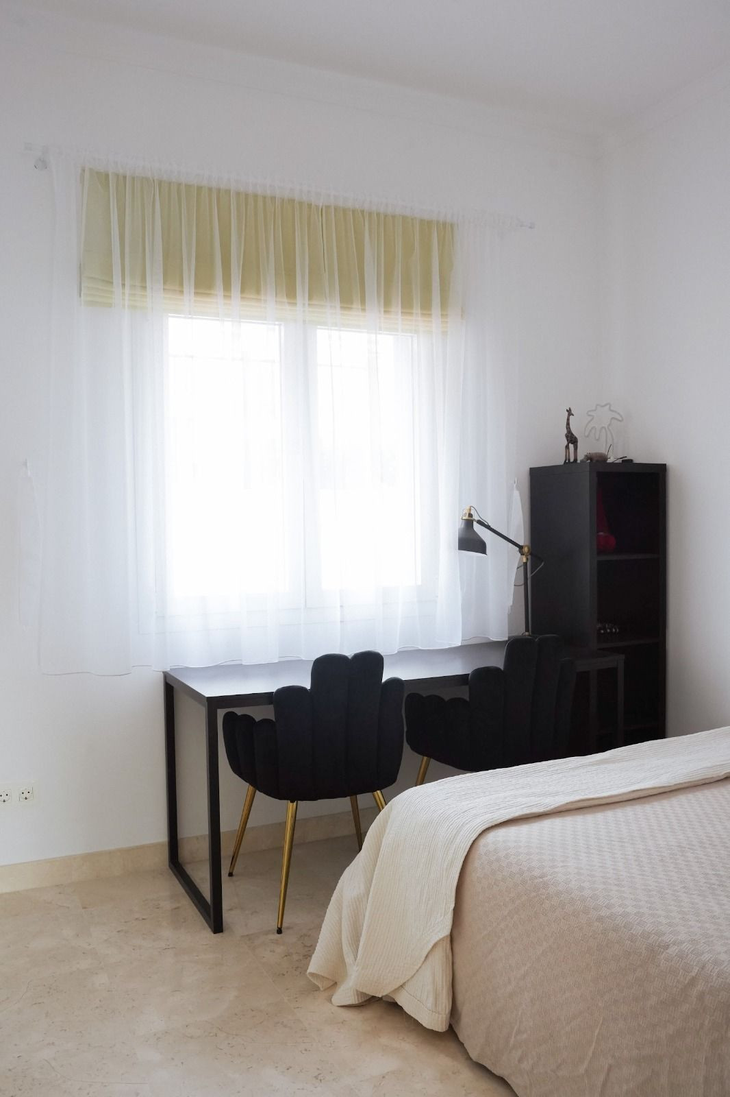 5 Bed Apartment for sale in El Paraiso Costa Del Sol, Málaga, Spain