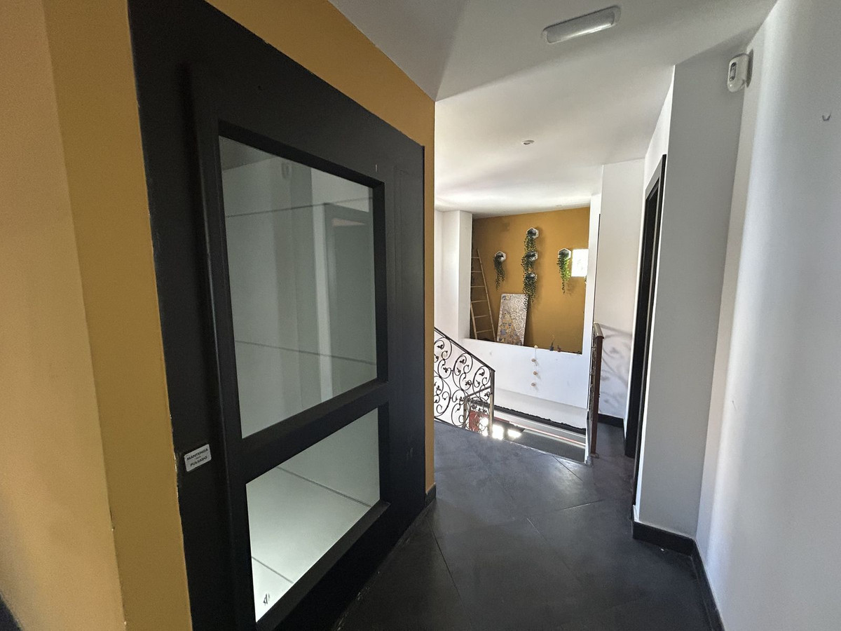 2 Bed Commercial unit for sale in Málaga Costa Del Sol, Málaga, Spain