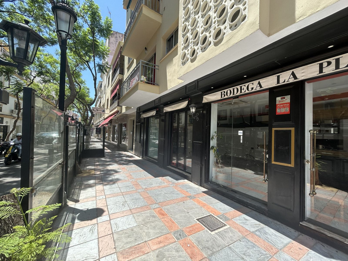 2 Bed Commercial unit for sale in Málaga Costa Del Sol, Málaga, Spain
