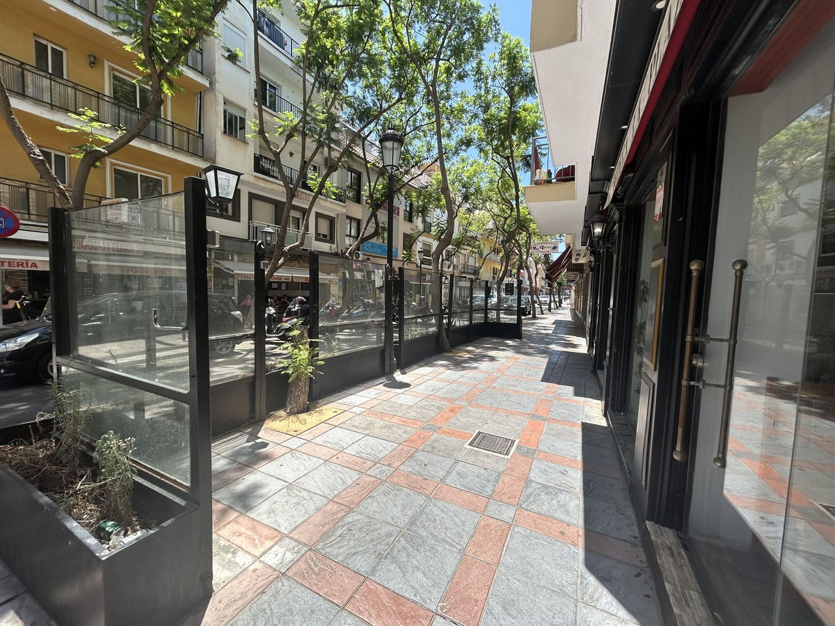 2 Bed Commercial unit for sale in Málaga Costa Del Sol, Málaga, Spain