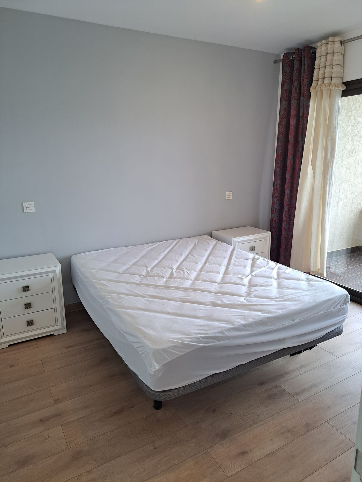 Se vende Apartamento Planta Media de 2 dormitorios en Costa Del Sol, Málaga, España