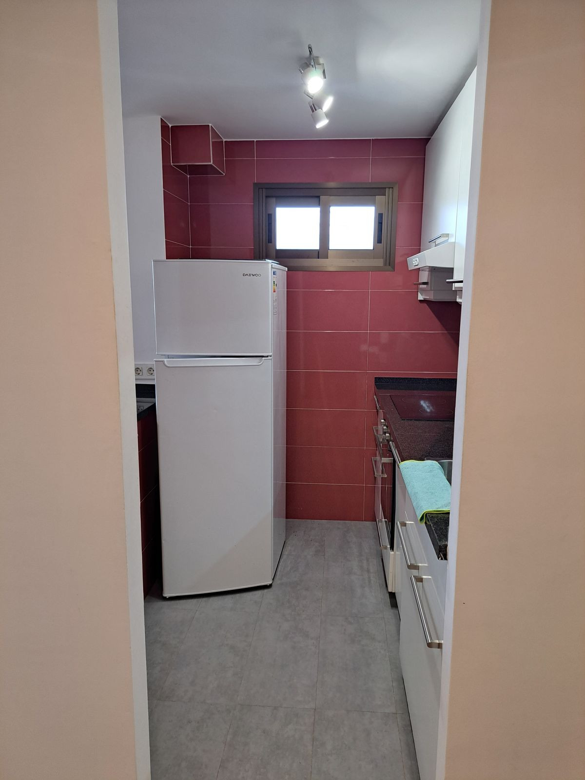 Se vende Apartamento Planta Media de 2 dormitorios en Costa Del Sol, Málaga, España