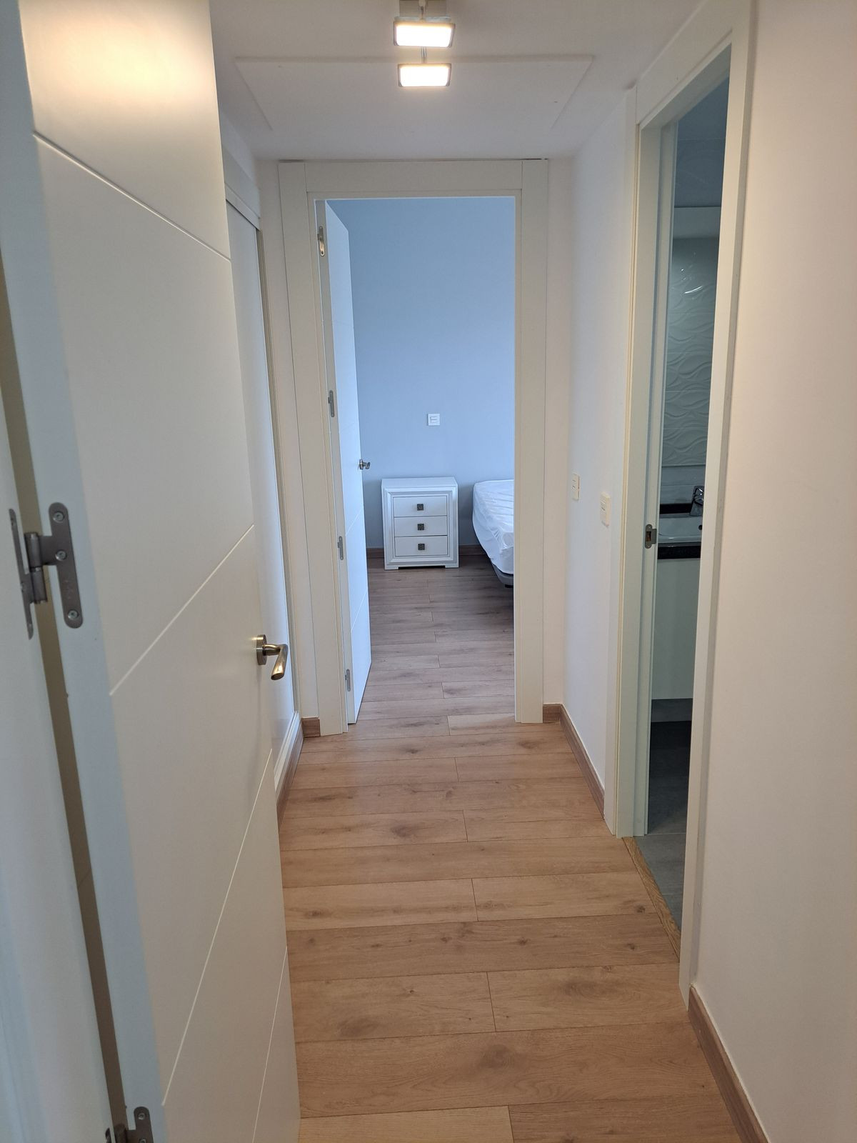 Se vende Apartamento Planta Media de 2 dormitorios en Costa Del Sol, Málaga, España