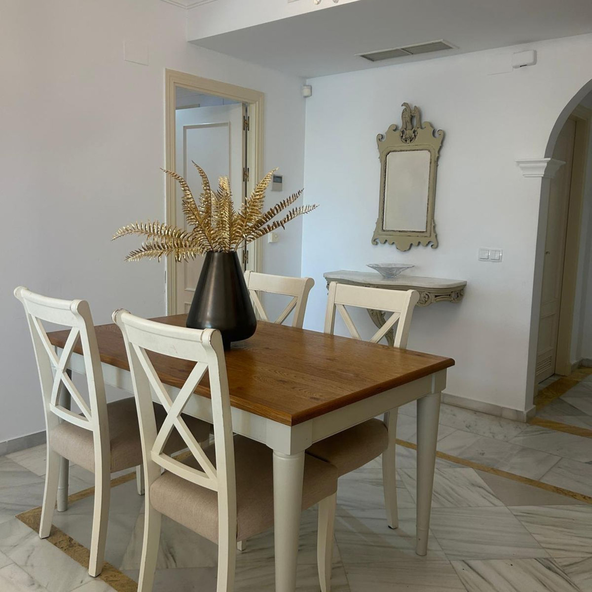 2 Bed Apartment for sale in Marbella Costa Del Sol, Málaga, Spain