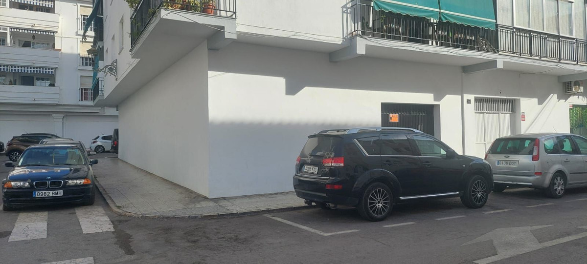 Se vende Local comercial  en Costa Del Sol, Málaga, España