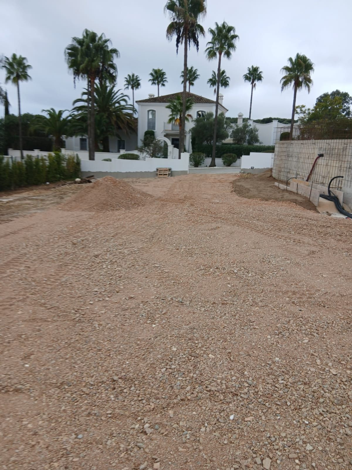 Se vende Villa - Chalet de 9 dormitorios en Costa Del Sol, Cadiz, España