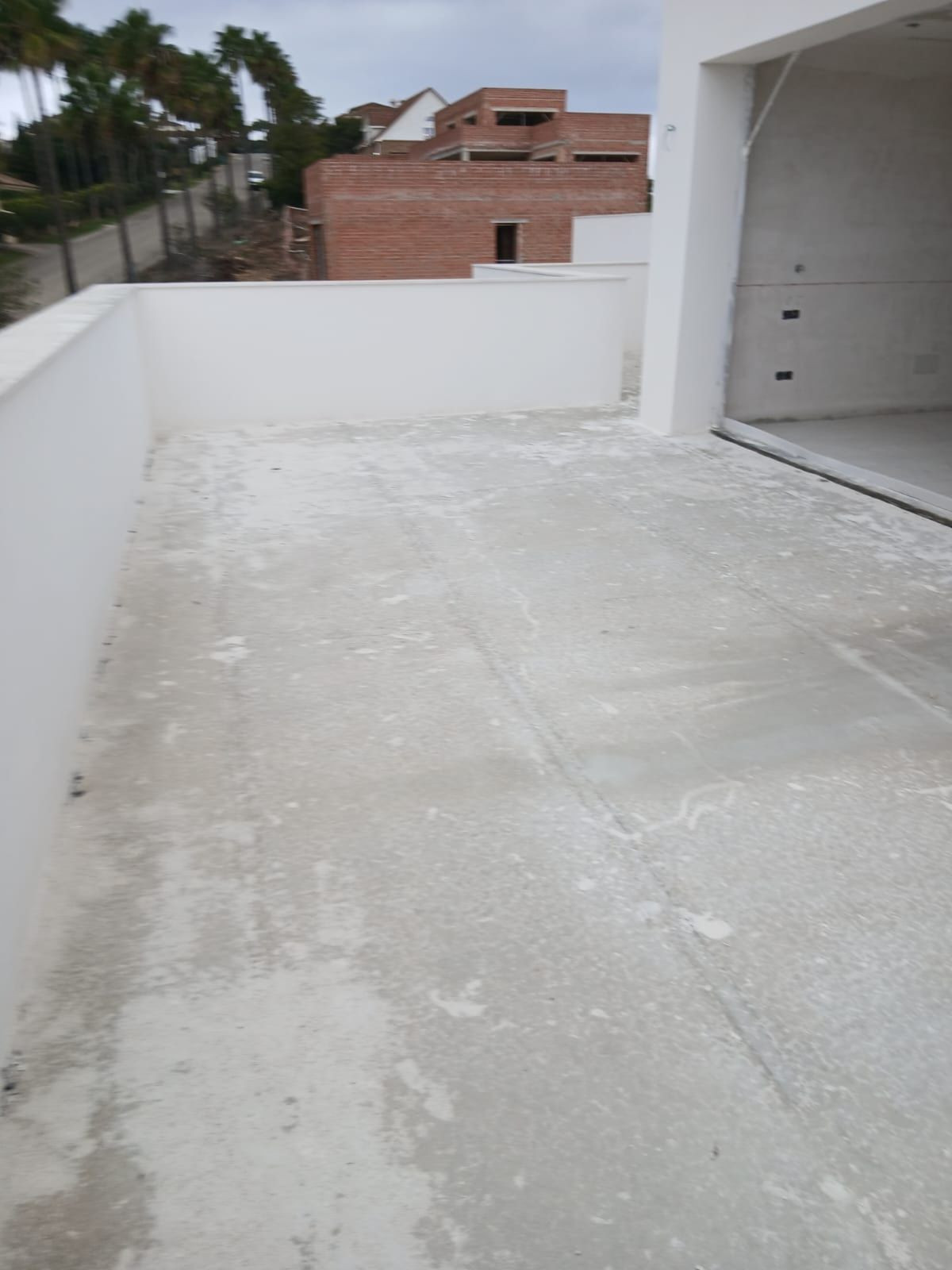 Se vende Villa - Chalet de 9 dormitorios en Costa Del Sol, Cadiz, España