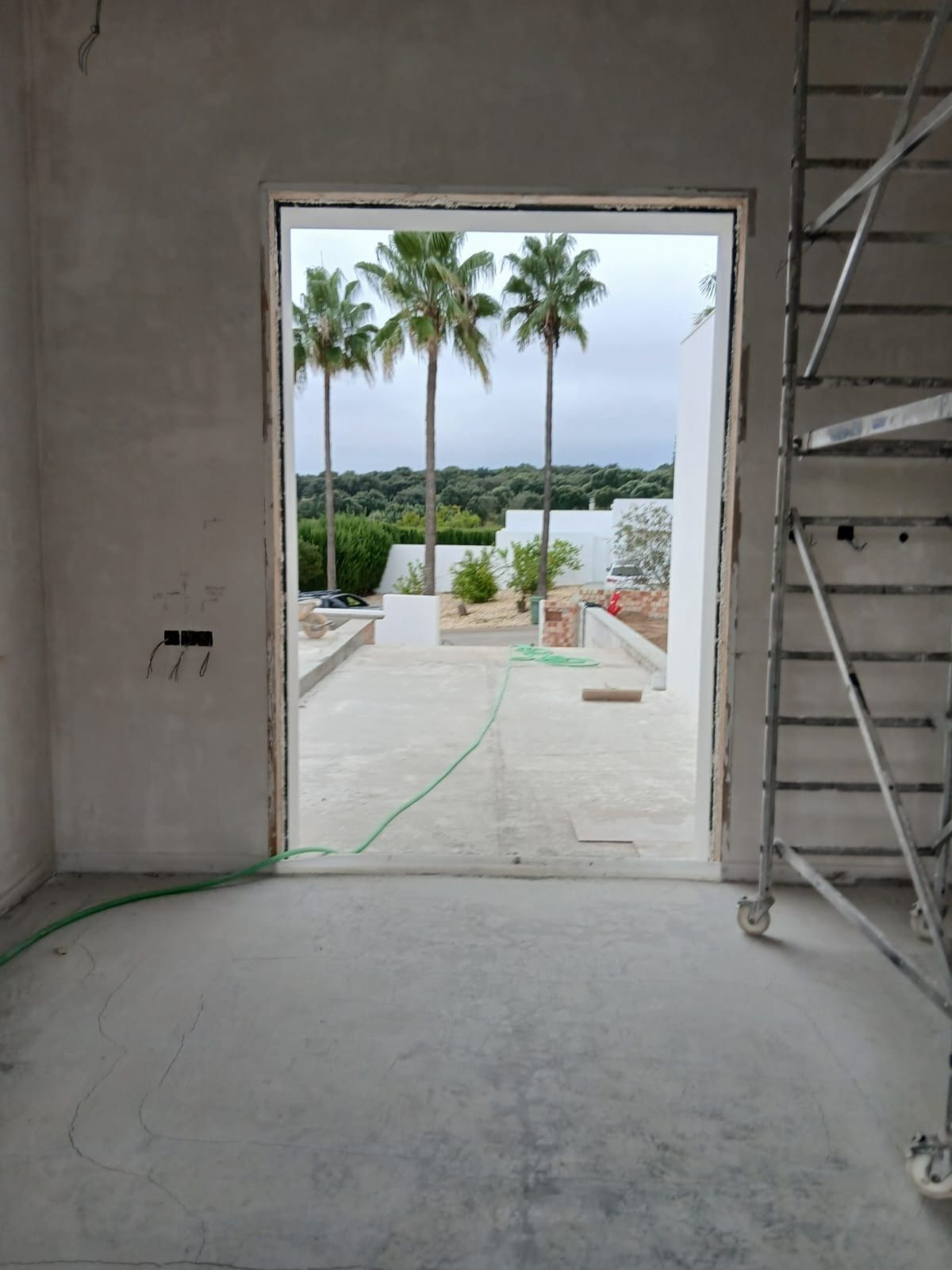 Se vende Villa - Chalet de 9 dormitorios en Costa Del Sol, Cadiz, España