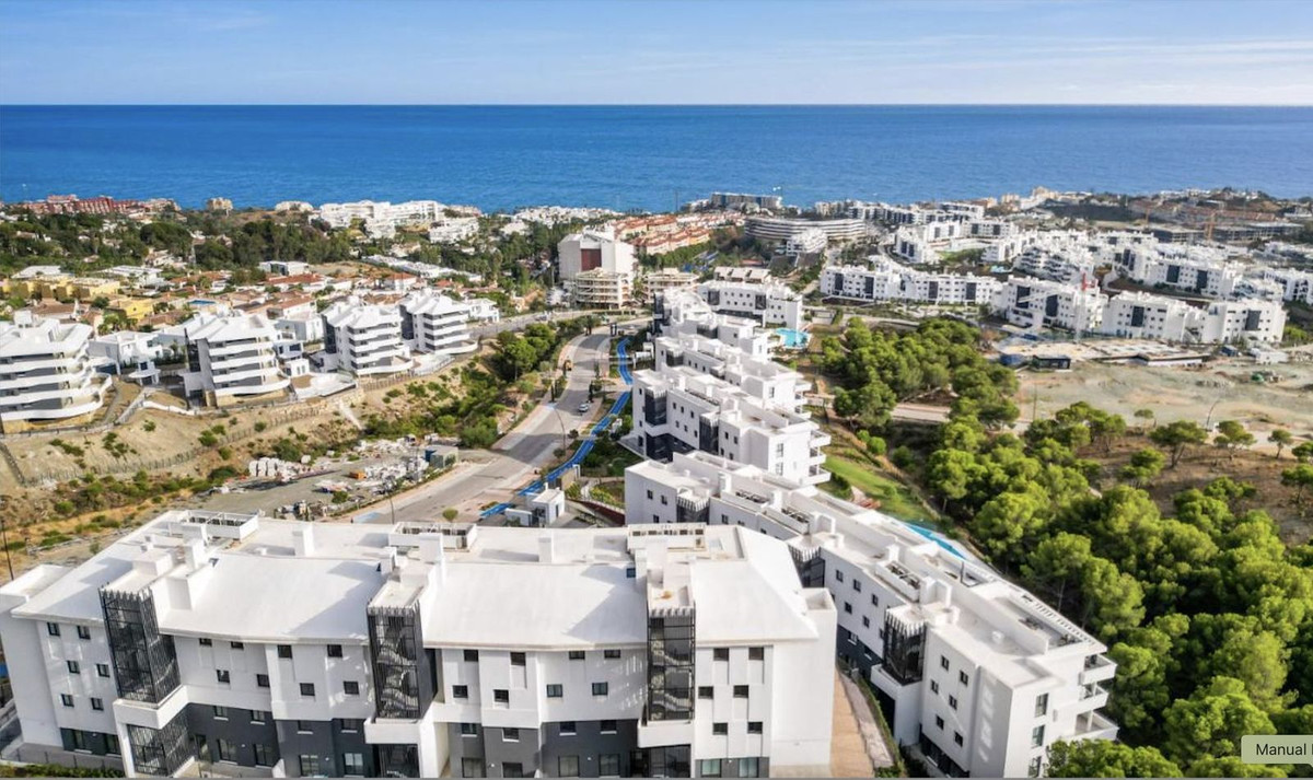 2 Bed Apartment for sale in Fuengirola Costa Del Sol, Málaga, Spain