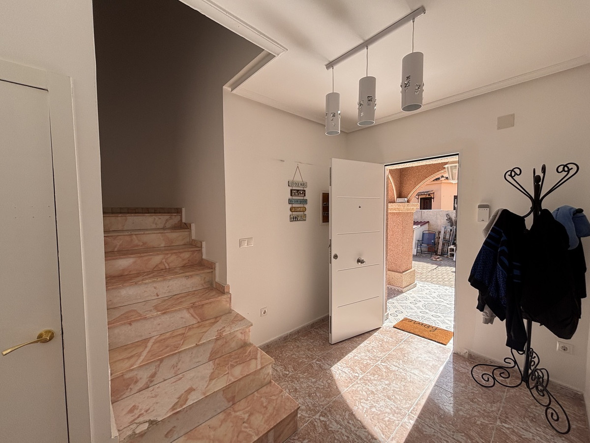 5 Bed Townhouse for sale in Benijofar Costa Blanca, Alicante, Spain