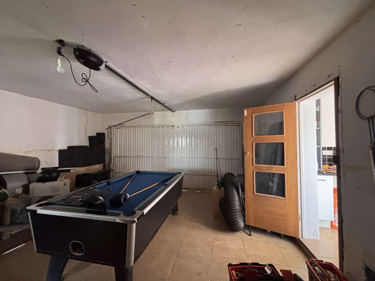 5 Bed Townhouse for sale in Benijofar Costa Blanca, Alicante, Spain