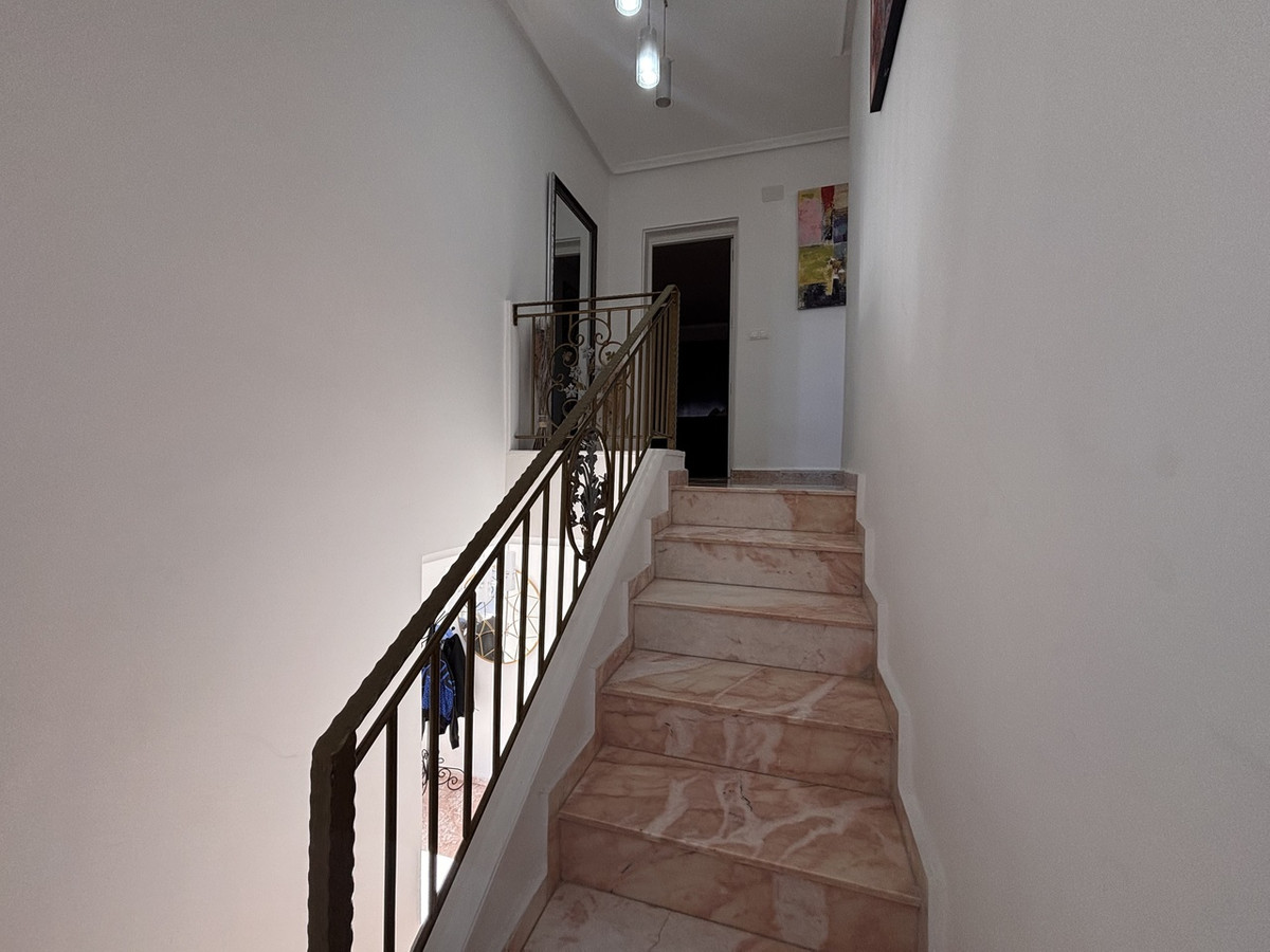 5 Bed Townhouse for sale in Benijofar Costa Blanca, Alicante, Spain