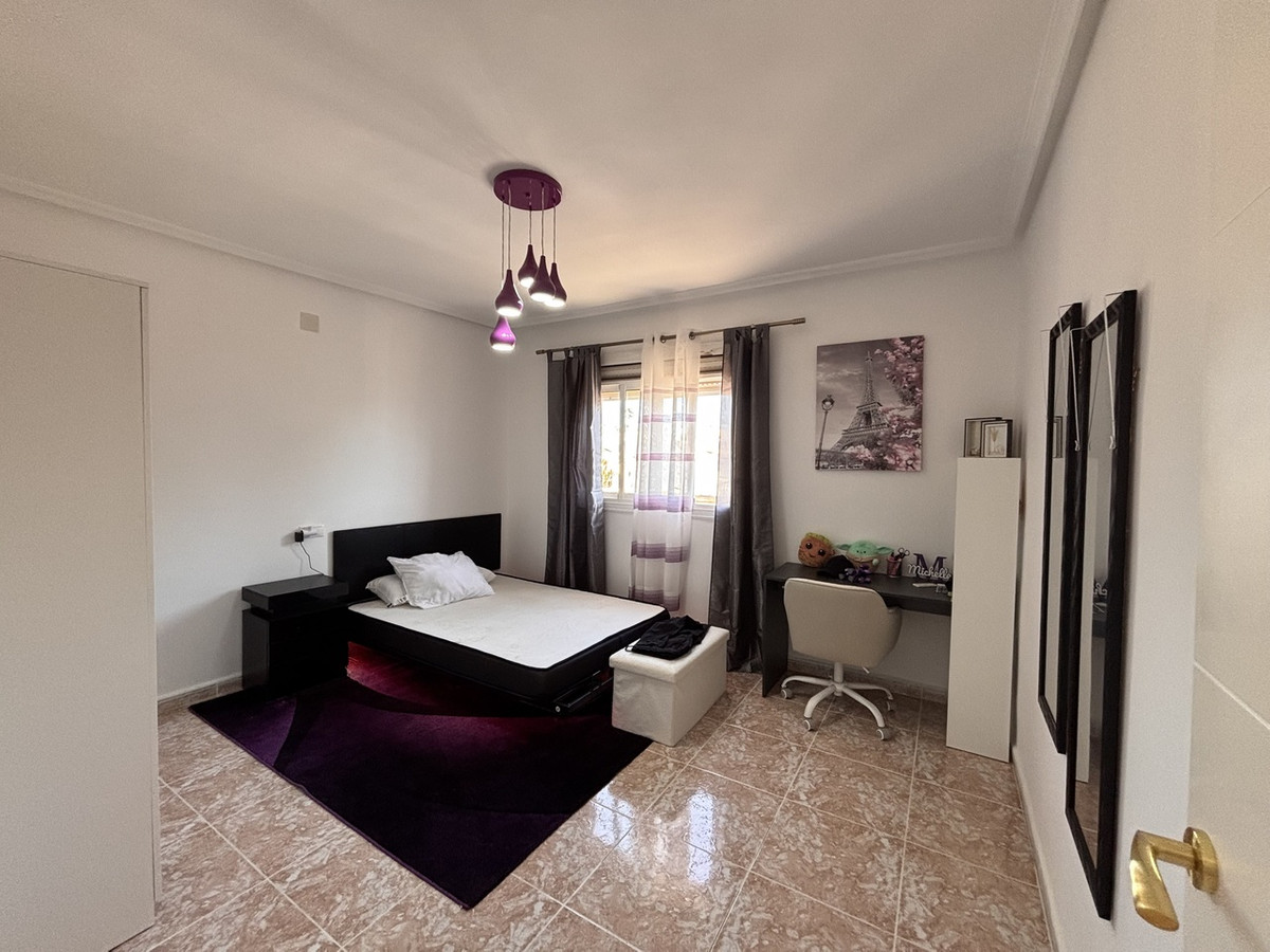 5 Bed Townhouse for sale in Benijofar Costa Blanca, Alicante, Spain