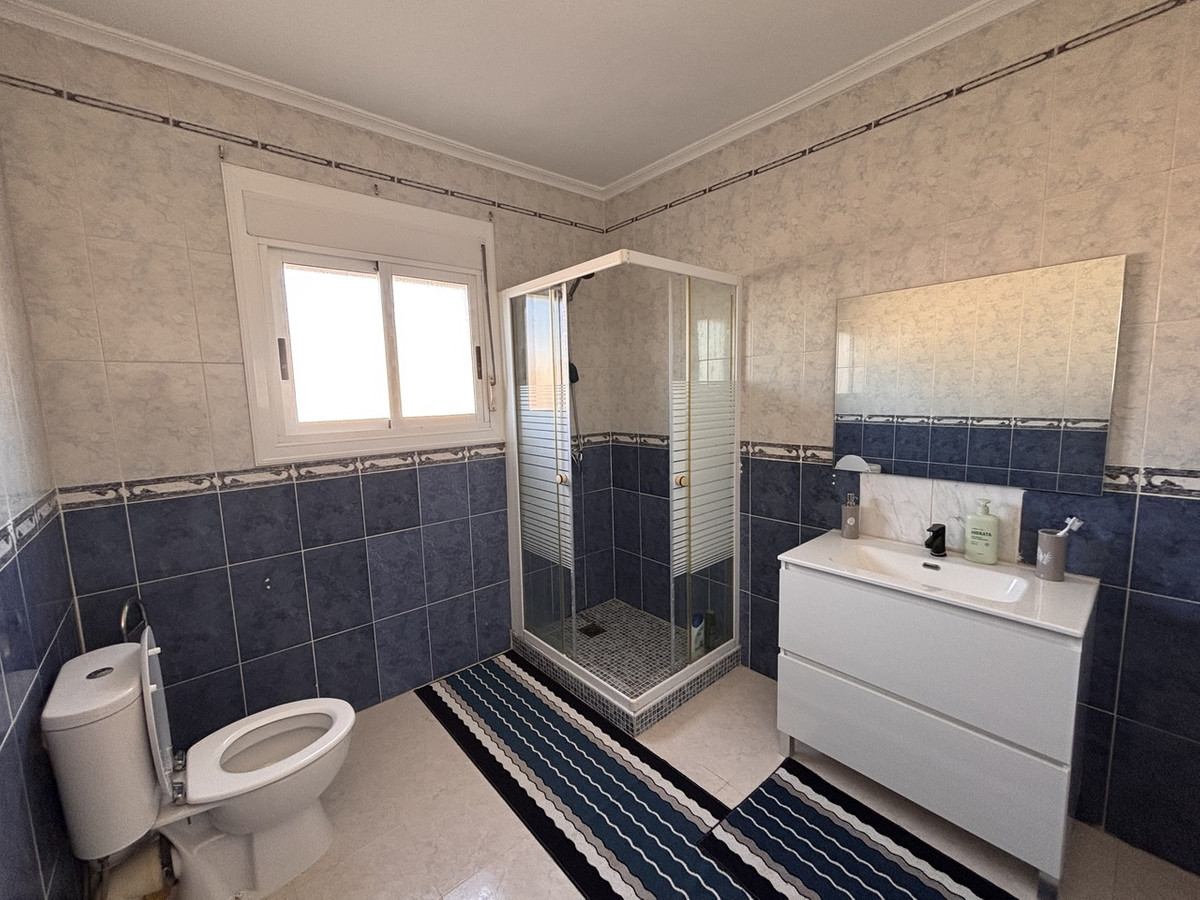 5 Bed Townhouse for sale in Benijofar Costa Blanca, Alicante, Spain