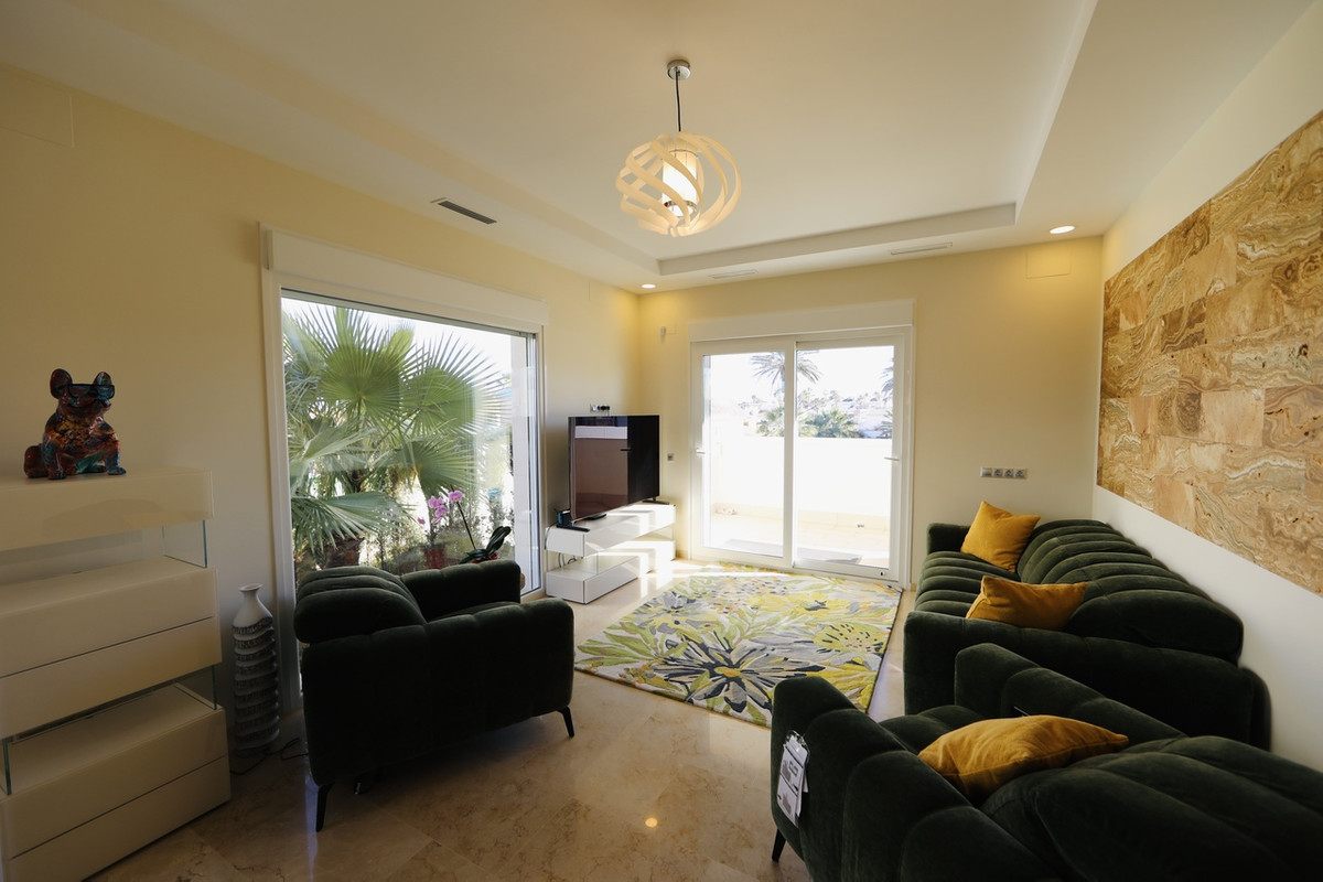 5 Bed Townhouse for sale in La Zenia Costa Blanca, Alicante, Spain