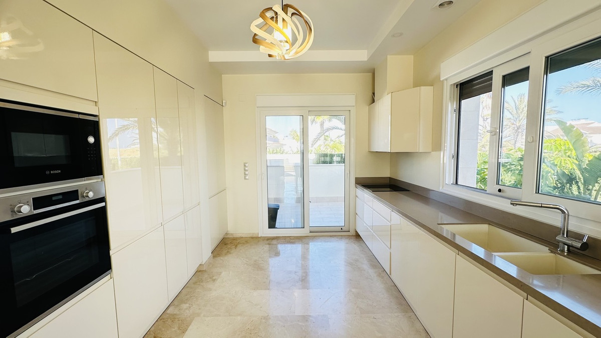 5 Bed Townhouse for sale in La Zenia Costa Blanca, Alicante, Spain