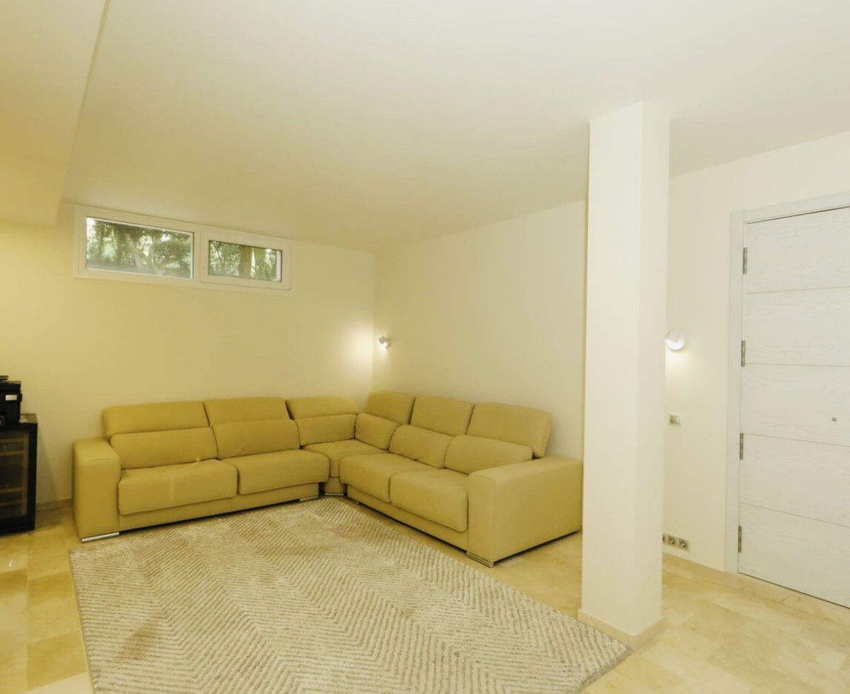 5 Bed Townhouse for sale in La Zenia Costa Blanca, Alicante, Spain