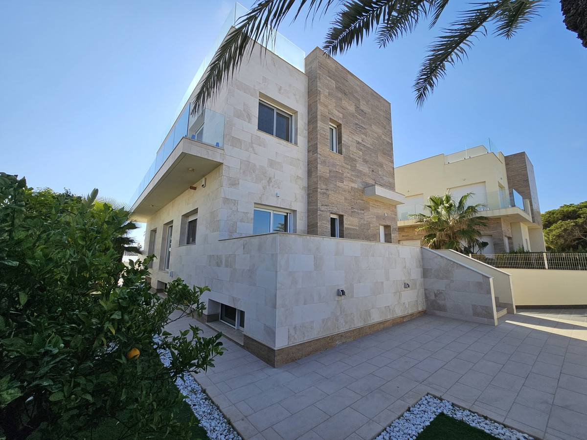 5 Bed Townhouse for sale in La Zenia Costa Blanca, Alicante, Spain