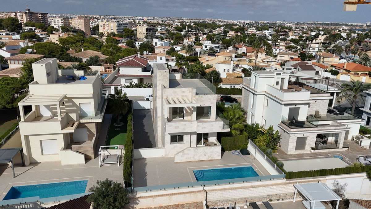 5 Bed Townhouse for sale in La Zenia Costa Blanca, Alicante, Spain