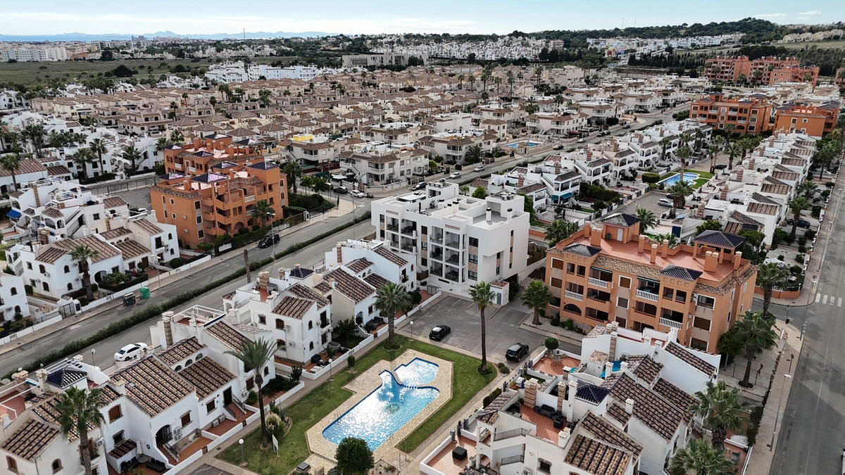 2 Bed Apartment for sale in Villamartin Costa Blanca, Alicante, Spain