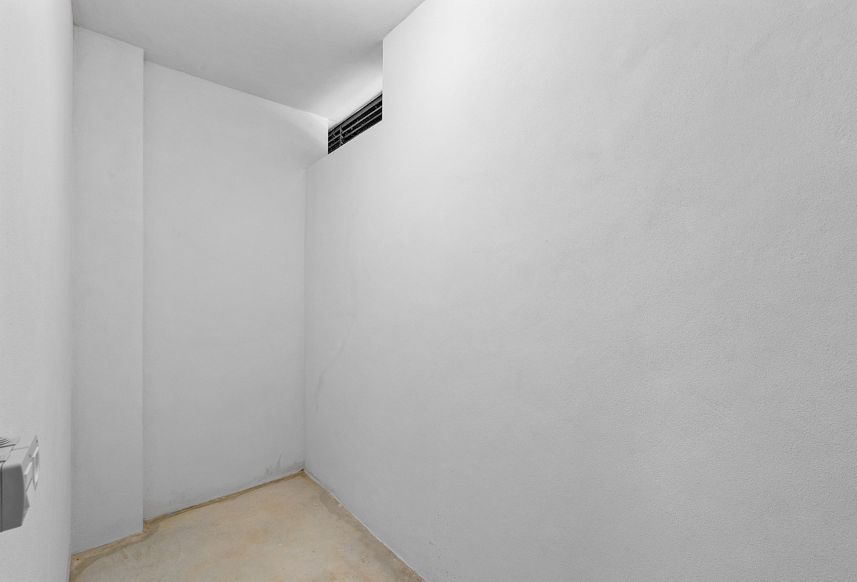 2 Bed Apartment for sale in Villamartin Costa Blanca, Alicante, Spain