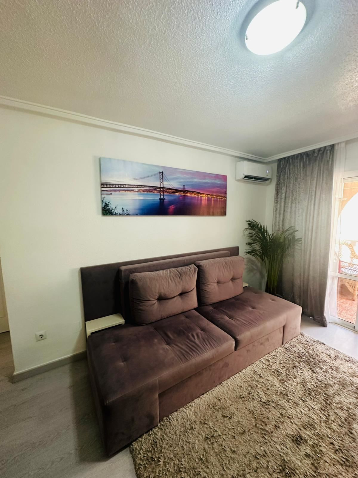 Se vende Apartamento Planta Media de 2 dormitorios en Costa Blanca, Alicante, España