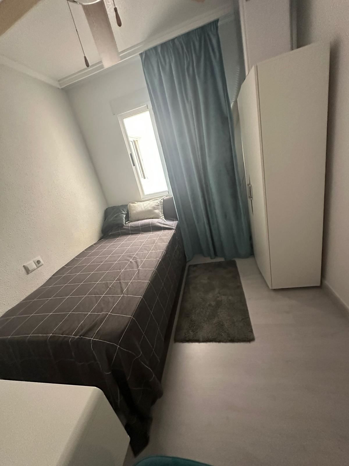 Se vende Apartamento Planta Media de 2 dormitorios en Costa Blanca, Alicante, España