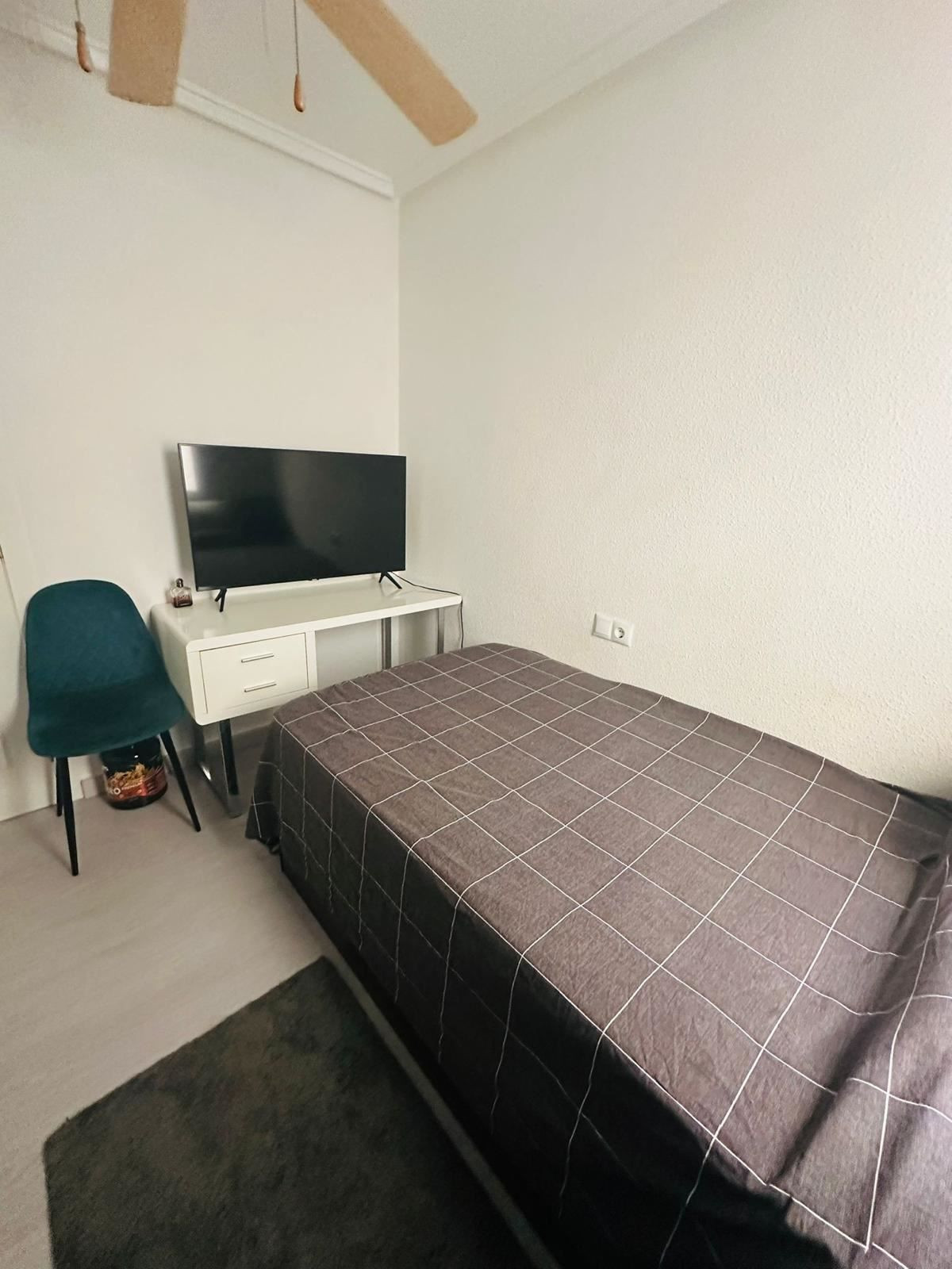 Se vende Apartamento Planta Media de 2 dormitorios en Costa Blanca, Alicante, España