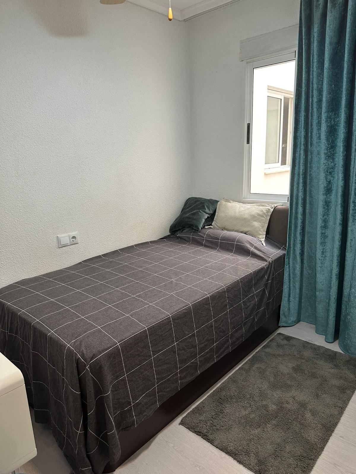 Se vende Apartamento Planta Media de 2 dormitorios en Costa Blanca, Alicante, España