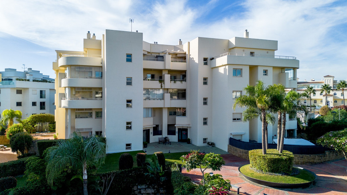 2 Bed Apartment for sale in Mijas Costa Costa Del Sol, Málaga, Spain