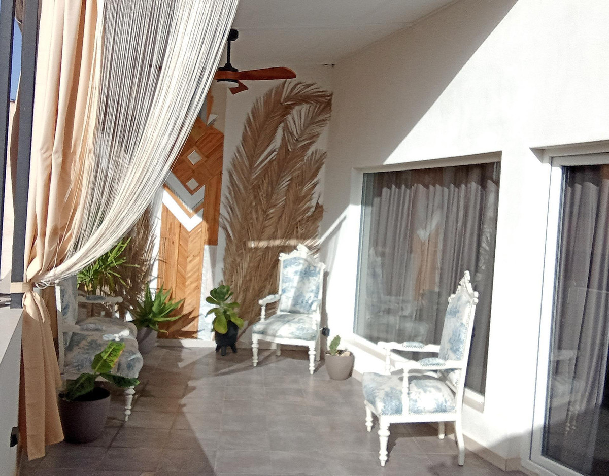 2 Bed Apartment for sale in Alicante Costa Blanca, Alicante, Spain