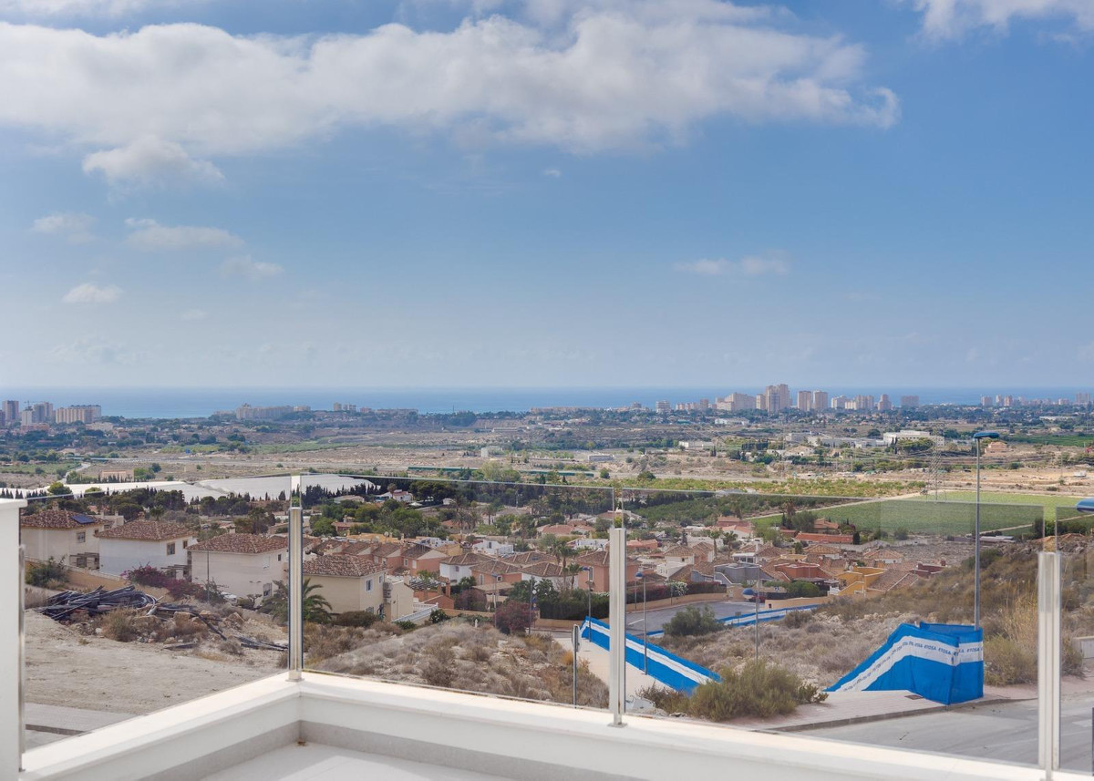 3 Bed Townhouse for sale in Mutxamel Costa Blanca, Alicante, Spain