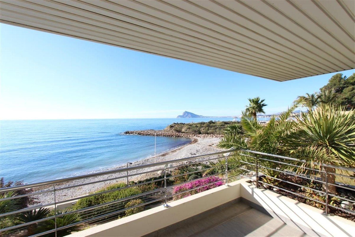 4 Bed Apartment for sale in Altea Costa Blanca, Alicante, Spain