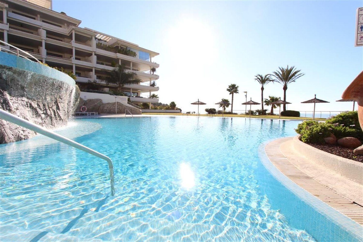 4 Bed Apartment for sale in Altea Costa Blanca, Alicante, Spain