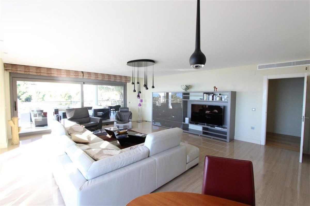 4 Bed Apartment for sale in Altea Costa Blanca, Alicante, Spain