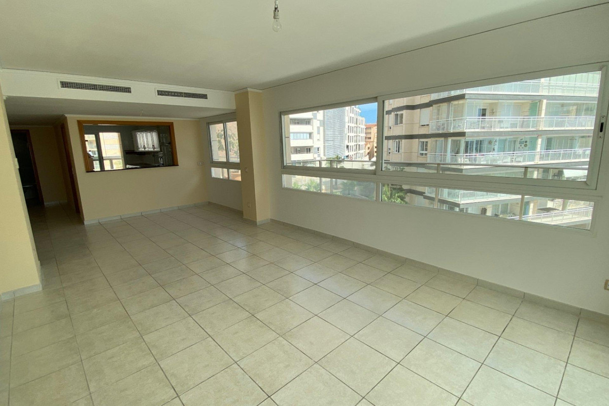 Se vende Apartamento Planta Media de 3 dormitorios en Costa Blanca, Alicante, España